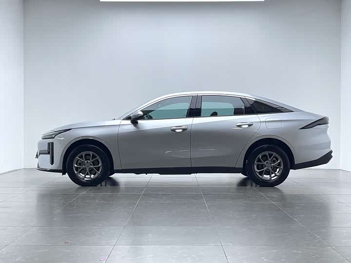 Фото 5 - Geely Galaxy L6