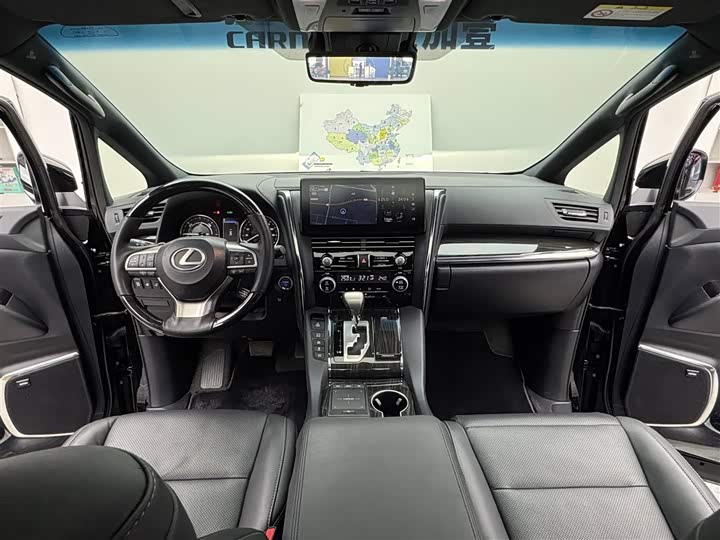 Фото 9 - Lexus LM