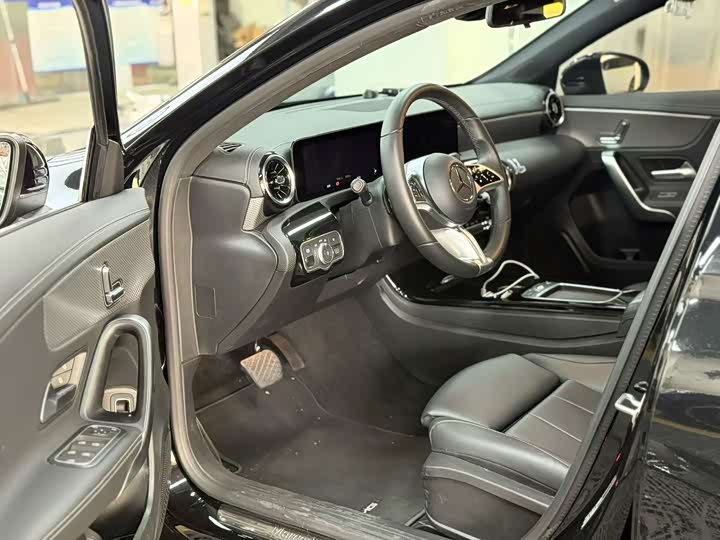 Фото 4 - Mercedes-Benz A-Class