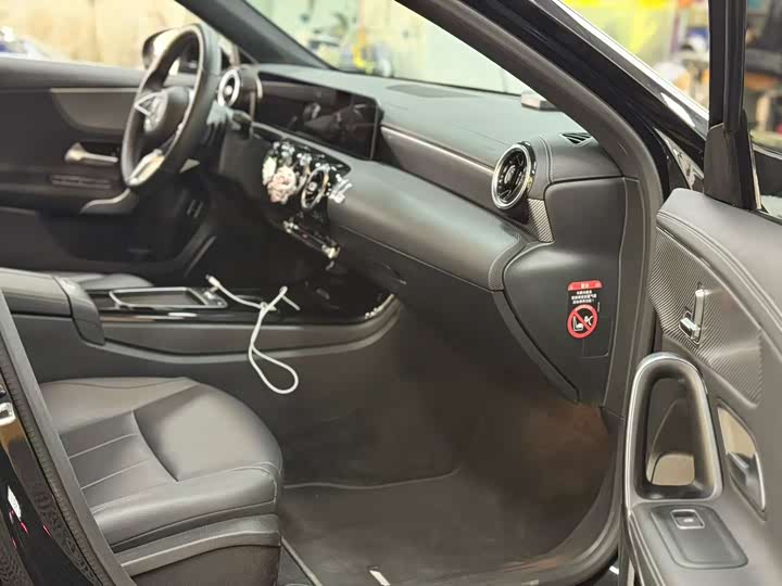 Фото 7 - Mercedes-Benz A-Class