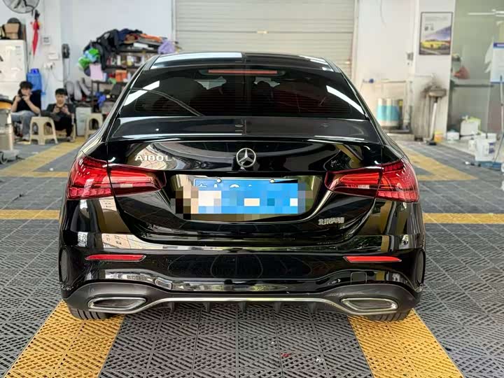 Фото 9 - Mercedes-Benz A-Class