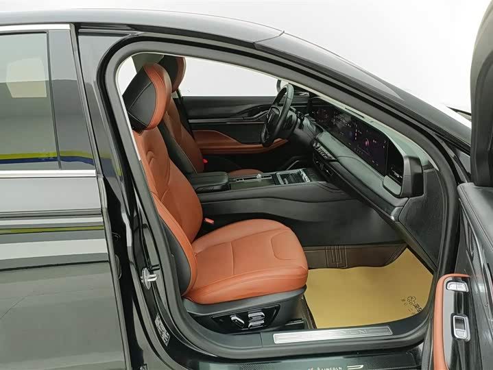 Фото 8 - Lincoln Z (Zephyr)