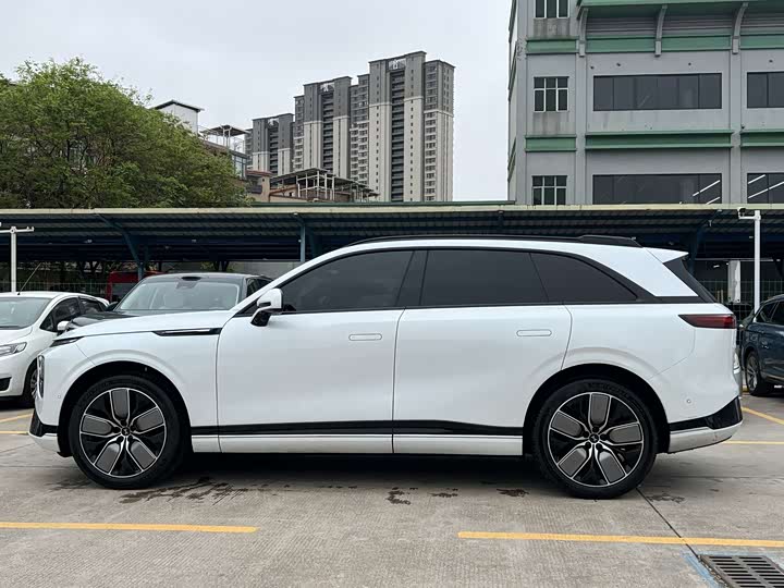 Фото 4 - XPeng G9