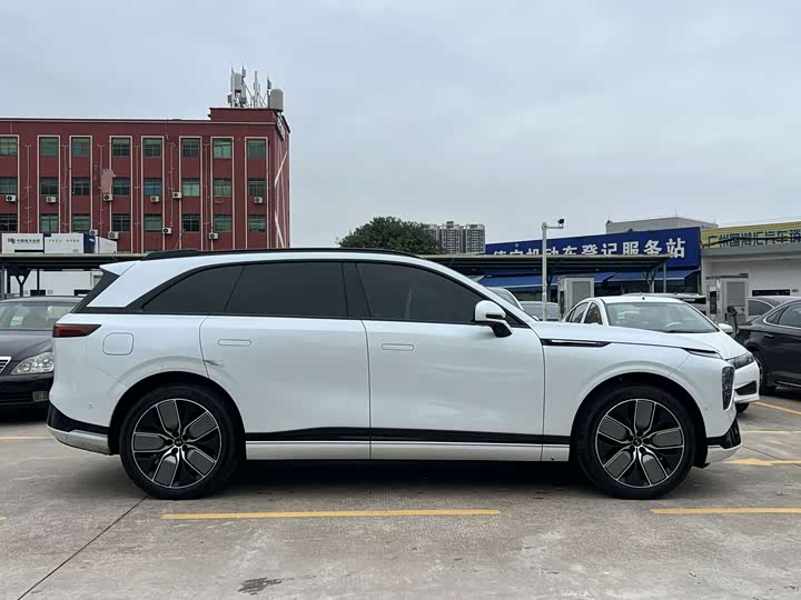 Фото 7 - XPeng G9