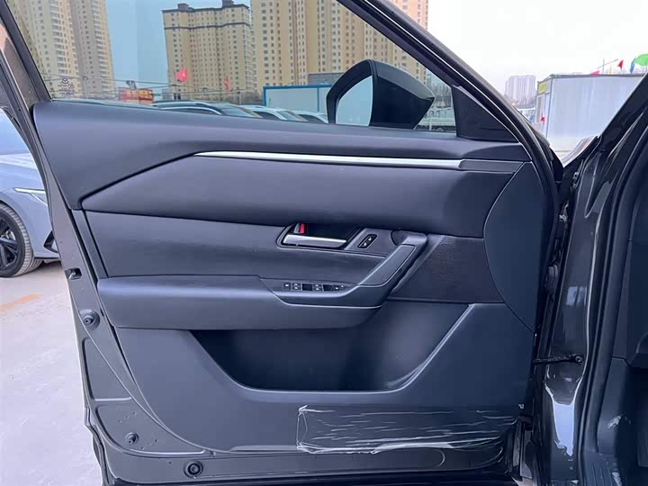 Фото 2 - Mazda CX-50