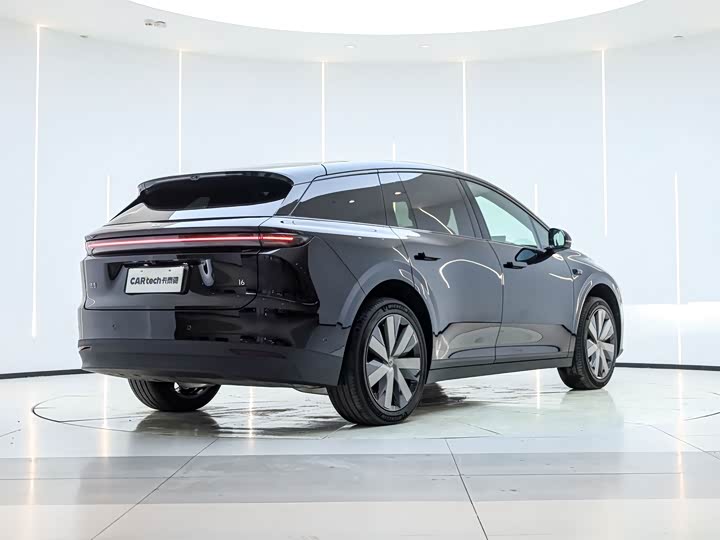 Фото 9 - LiXiang i6