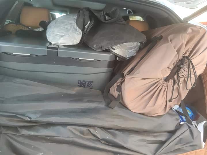 Фото 4 - Changan UNI-K