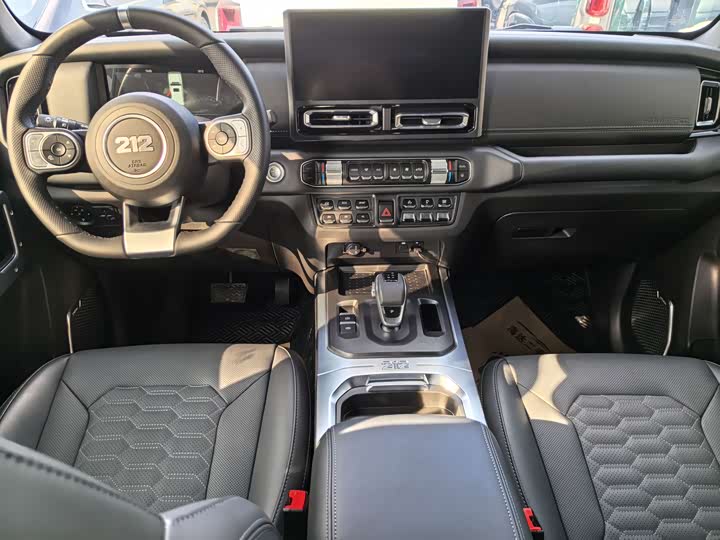 Фото 6 - BAW 212 T01