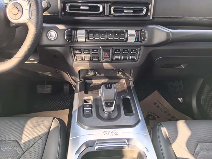 Фото 9 - BAW 212 T01