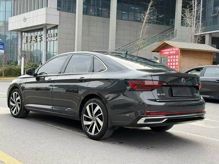 Фото 7 - Volkswagen Sagitar L