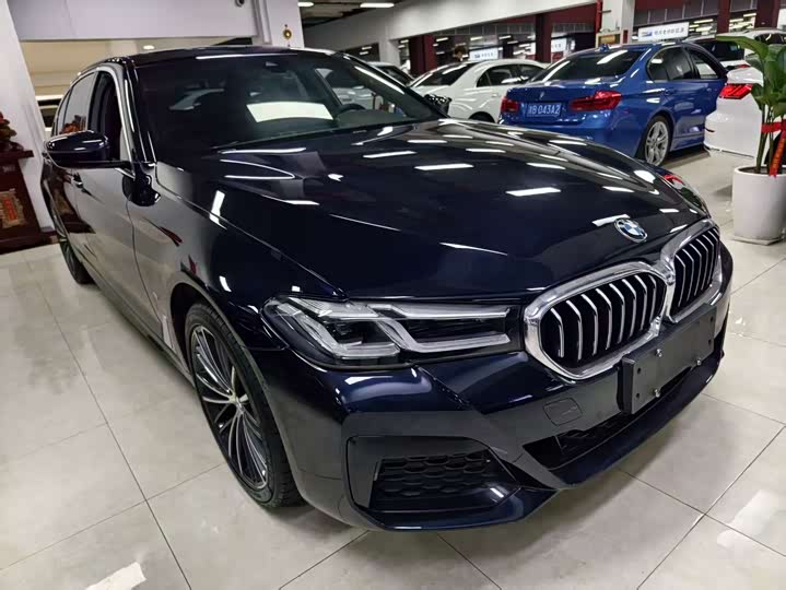 Фото 3 - BMW 5 Series