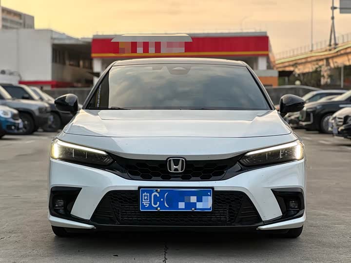 Фото 8 - Honda Civic