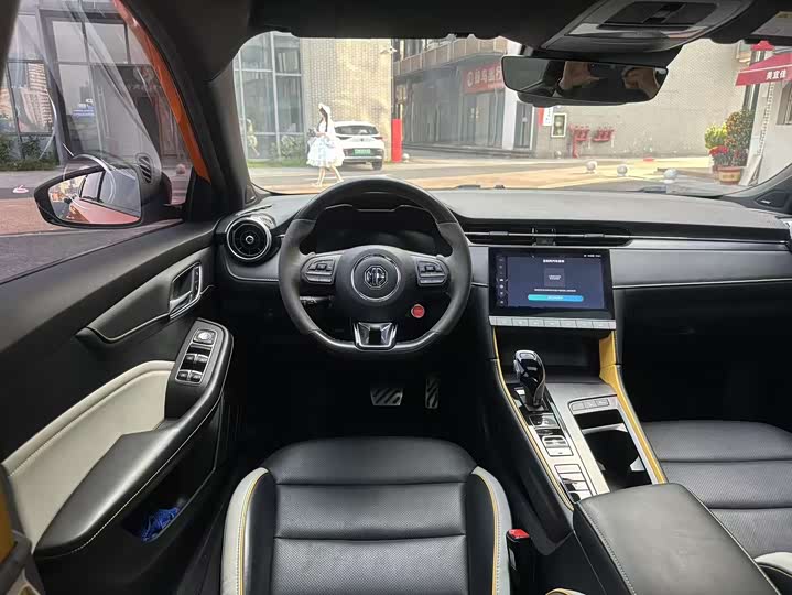 Фото 7 - MG Motor 6