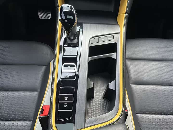 Фото 9 - MG Motor 6