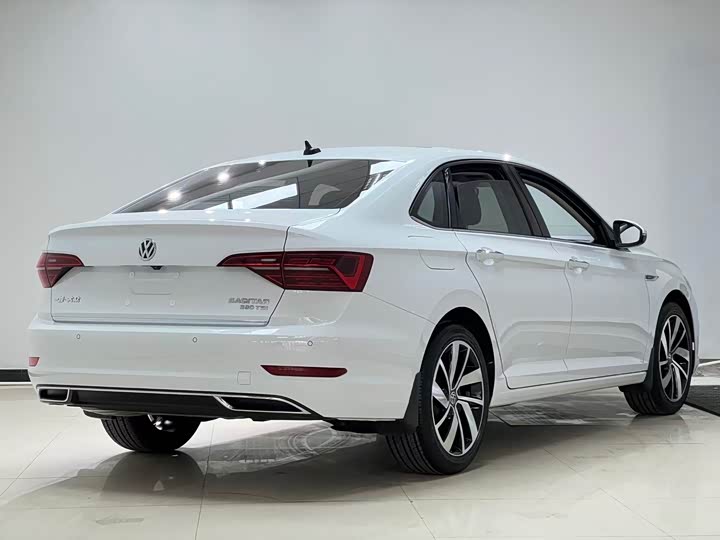 Фото 4 - Volkswagen Sagitar L