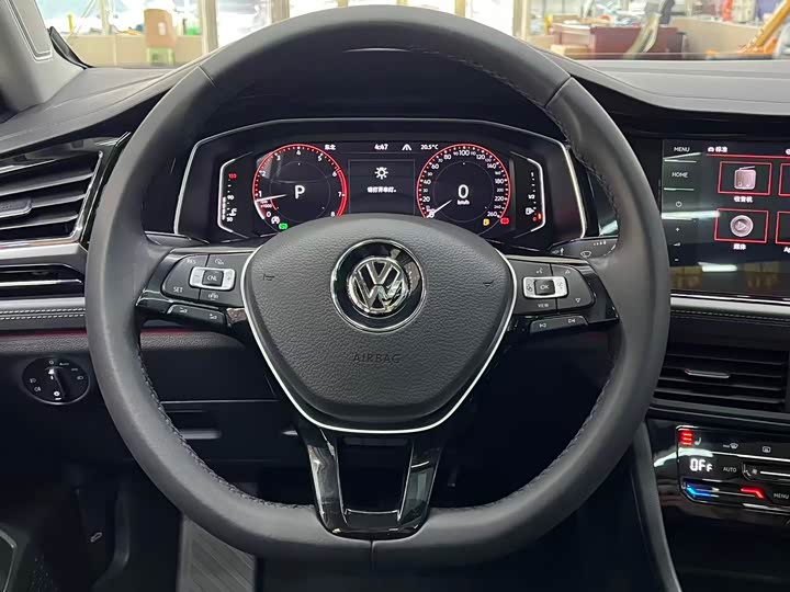 Фото 9 - Volkswagen Sagitar L