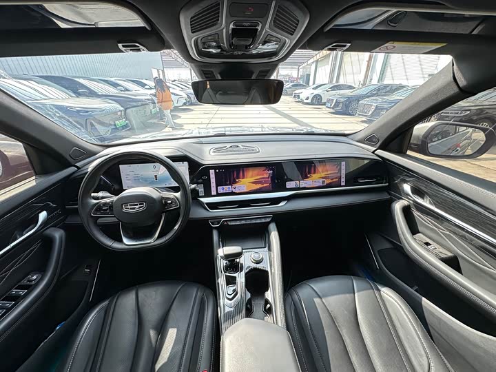 Фото 5 - Geely Monjaro