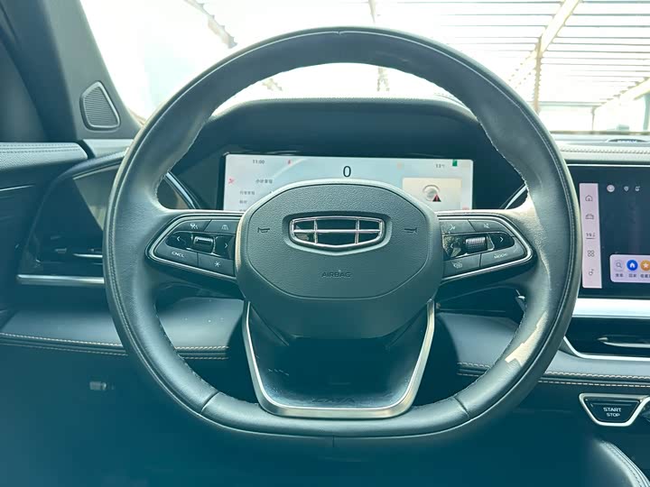 Фото 7 - Geely Monjaro