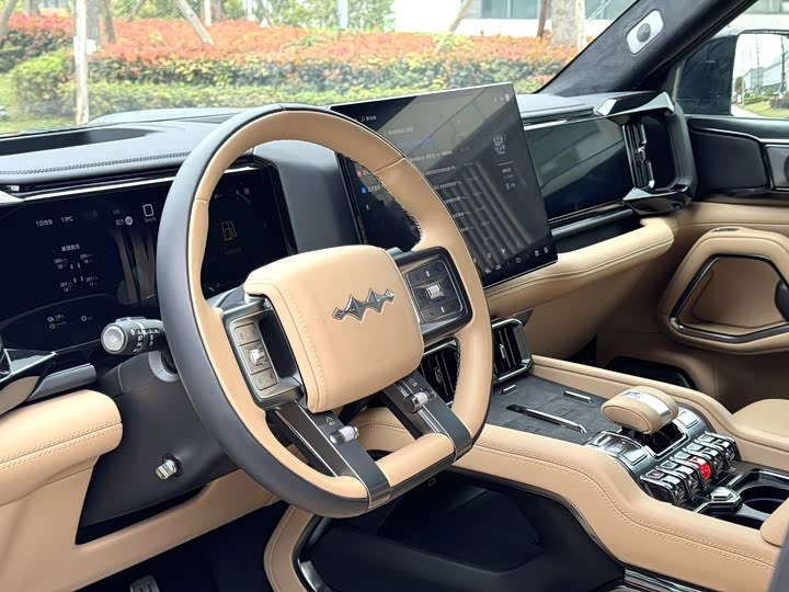 Фото 5 - BYD FangChengBao Leopard 8