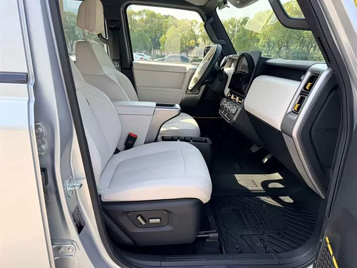 Фото 5 - Chery iCar V23