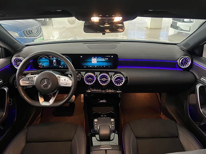 Фото 7 - Mercedes-Benz A-Class