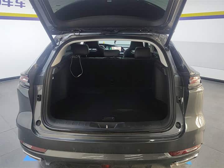 Photo 4 - Changan UNI-K Hybrid