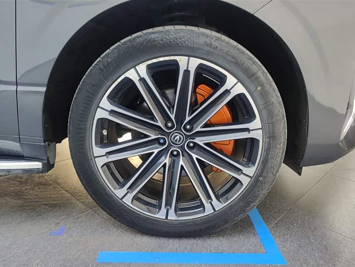 Photo 6 - Changan UNI-K Hybrid