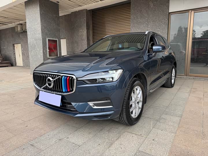 Photo 1 - Volvo XC60