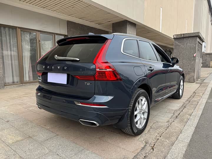 Photo 7 - Volvo XC60