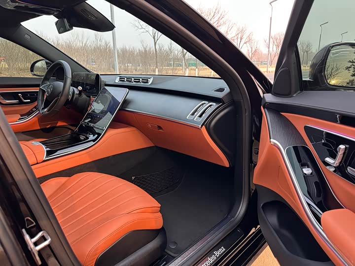 Фото 8 - Mercedes-Benz S-Class