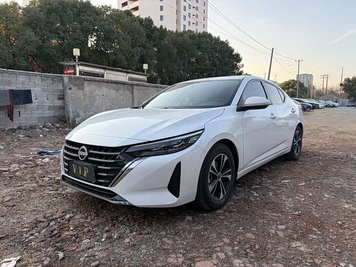 Фото 1 - Nissan Sylphy