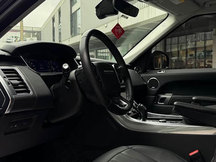 Фото 2 - Land Rover Range Rover Sport Hybrid