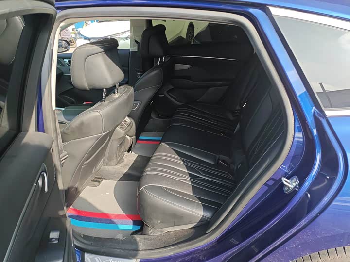 Фото 8 - Buick LaCrosse