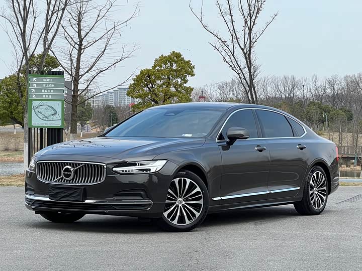 Zdjęcie 1 - Volvo S90