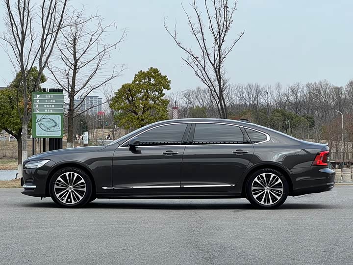 Zdjęcie 5 - Volvo S90