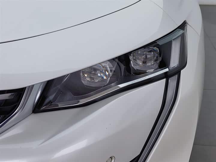 Фото 7 - Peugeot 508