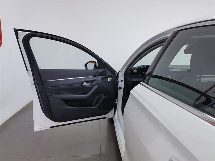 Фото 8 - Peugeot 508