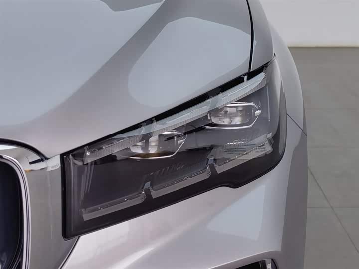 Фото 7 - Geely Monjaro