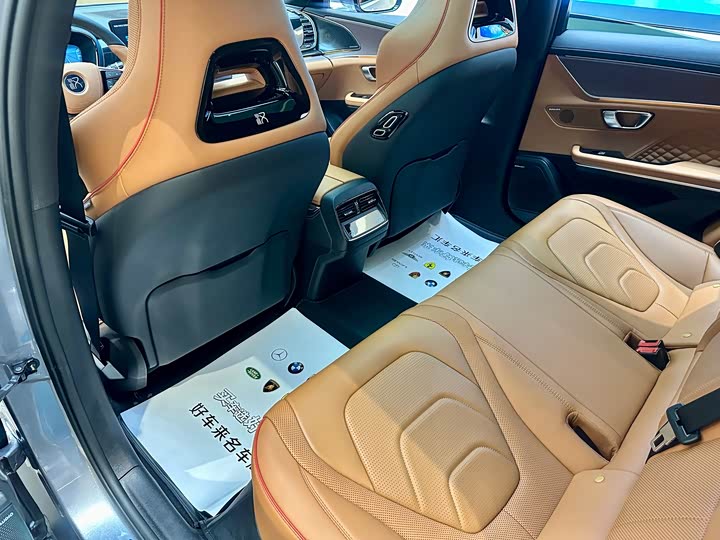 Фото 9 - BYD Han