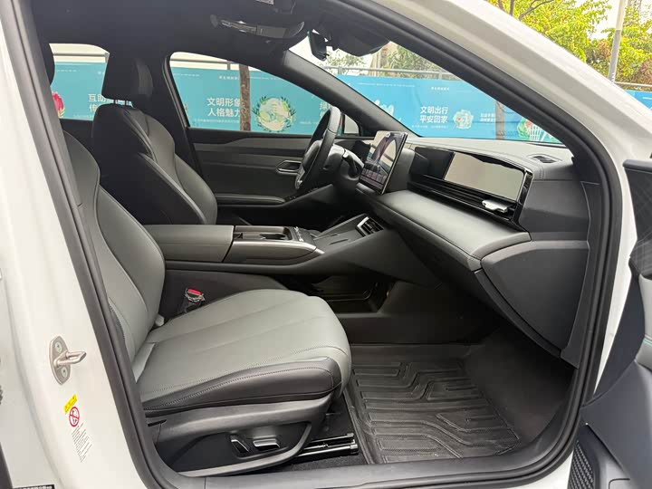 Фото 6 - BYD Qin L