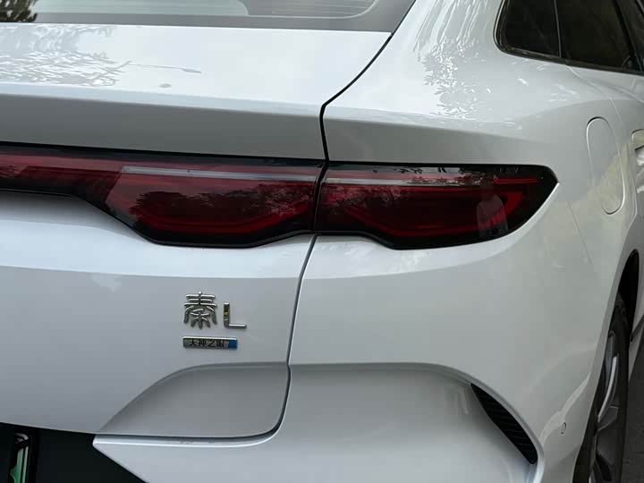 Фото 9 - BYD Qin L