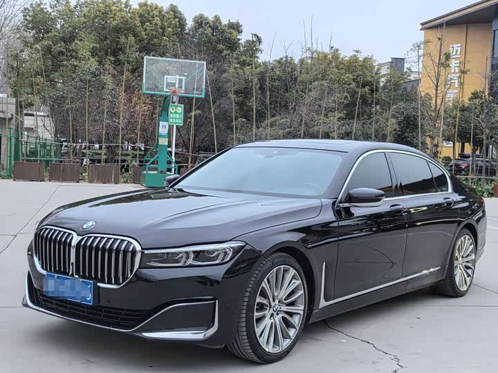 Фото 1 - BMW 7 Series
