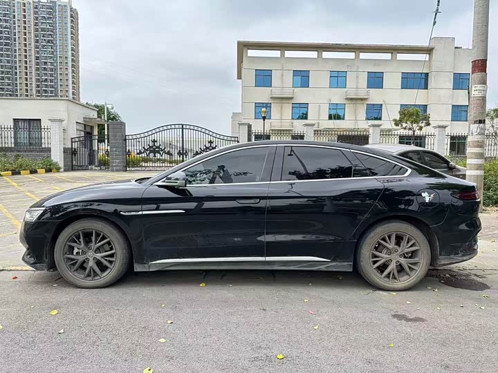 Фото 3 - BYD Han