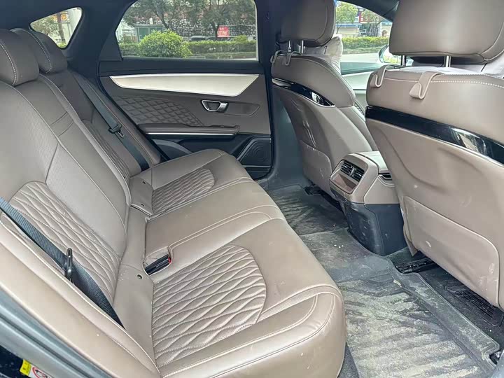 Фото 8 - BYD Han