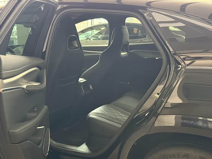 Photo 3 - BYD Sea Lion 07 EV