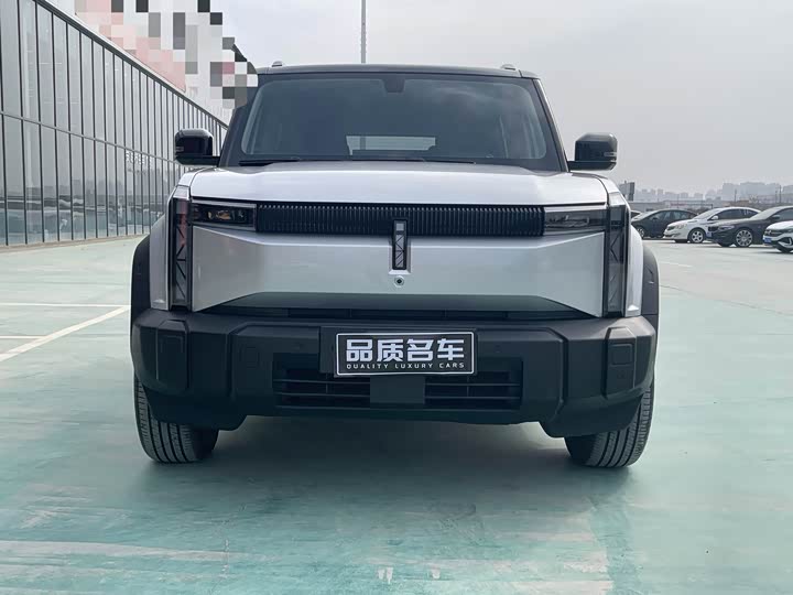 Photo 2 - Chery iCar 03