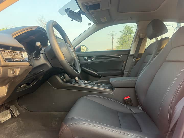 Фото 7 - Honda Civic