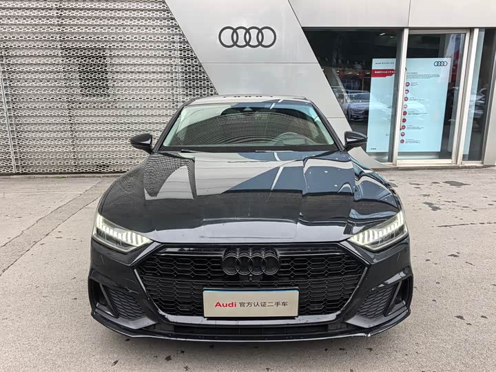 Фото 2 - Audi A7