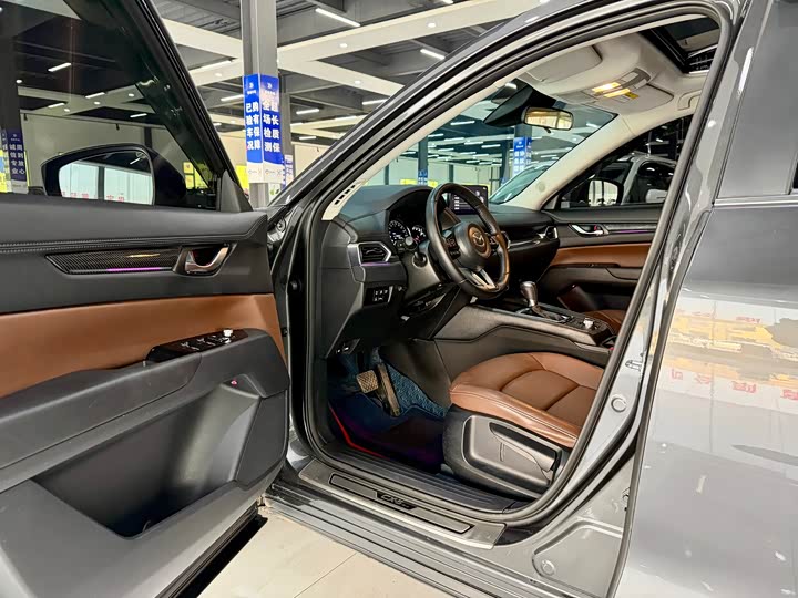 Фото 4 - Mazda CX-5