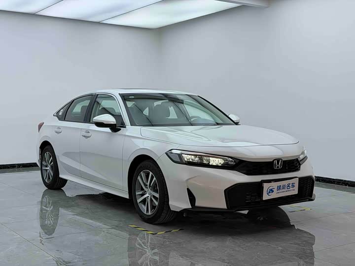 Фото 4 - Honda Civic